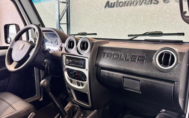 imagem-https://www.socarrao.com.br/sc-vehicle-images-prod/3437158/1787680112868-8415055_14_B_0c6d0a959f.jpeg