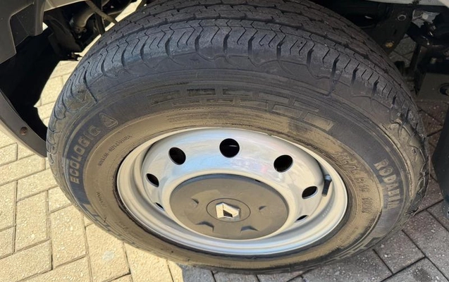 imagem-https://www.socarrao.com.br/sc-vehicle-images-prod/3437212/1787836684015-8415171_3_B_1903fee9c9.jpeg