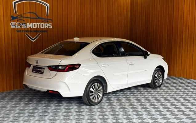 imagem-https://www.socarrao.com.br/sc-vehicle-images-prod/3437295/1789649335286-gb-c812047.jpeg