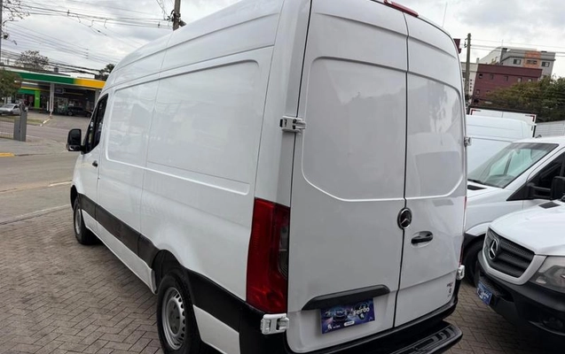 imagem-https://www.socarrao.com.br/sc-vehicle-images-prod/3437308/1787749569030-8415245_4_B_2fa87b6053.jpeg