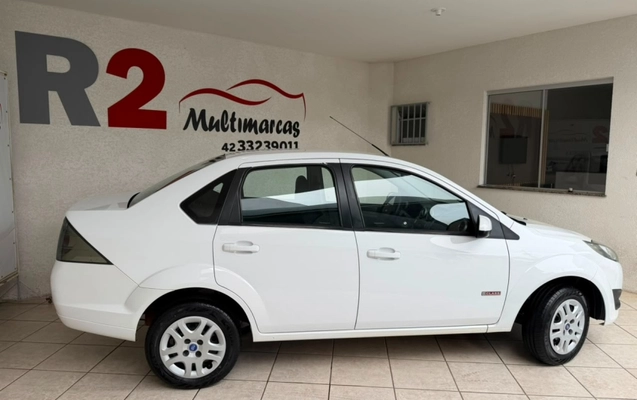 imagem-https://www.socarrao.com.br/sc-vehicle-images-prod/3437321/1787681044366-6NOEQZq91uXSBtSxc3EYGNbp655TJdoT.jpg