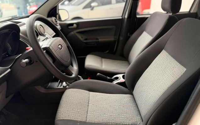 imagem-https://www.socarrao.com.br/sc-vehicle-images-prod/3437321/1787681044373-Ie0Br6cHhzDm2dKGAcpK6dqBkGnbhYcS.jpg