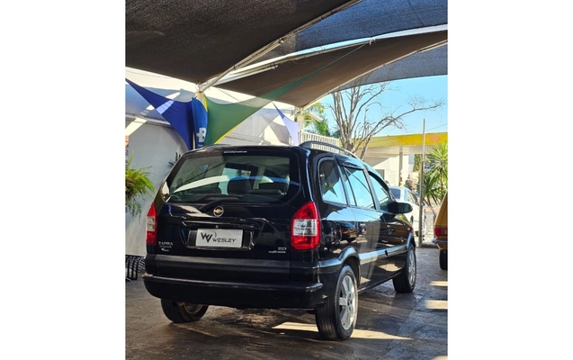 imagem-https://www.socarrao.com.br/sc-vehicle-images-prod/3437387/1787681416306-1_102858.jpg