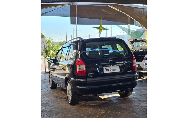 imagem-https://www.socarrao.com.br/sc-vehicle-images-prod/3437387/1787681416307-1_102859.jpg