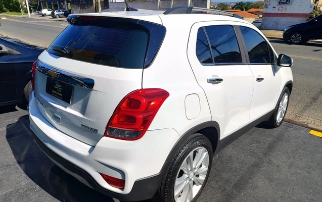 imagem-https://www.socarrao.com.br/sc-vehicle-images-prod/3437590/1789231988397-gb-3fec8be.jpeg