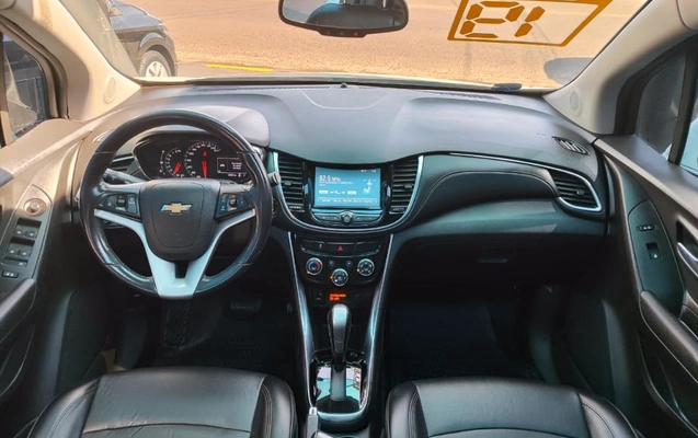 imagem-https://www.socarrao.com.br/sc-vehicle-images-prod/3437590/1789231988400-gb-11a4f18.jpeg