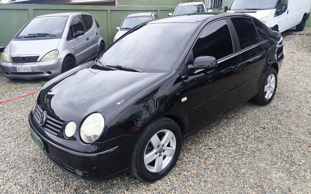 Volkswagen Polo Sed. Sed. Comf. 2.0 2.0 Flex 8V 4P - foto 2