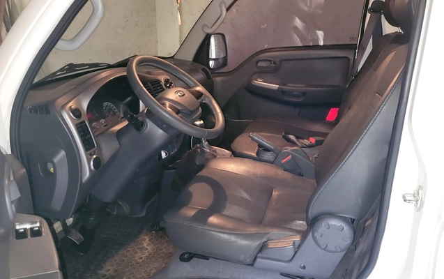 imagem-https://www.socarrao.com.br/sc-vehicle-images-prod/3437824/1787683020558-MjAyNjA3MDdfMDg0NjA4LmpwZw.jpg