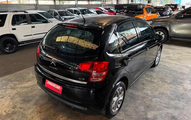 imagem-https://www.socarrao.com.br/sc-vehicle-images-prod/3437935/1789130476197-8411974_1_B_8e54bc2abd.jpeg