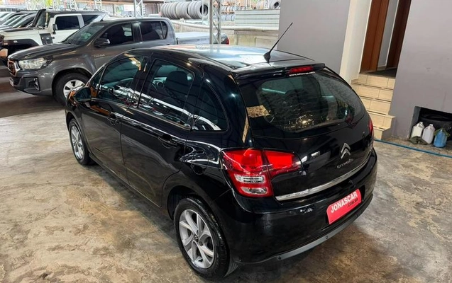 imagem-https://www.socarrao.com.br/sc-vehicle-images-prod/3437935/1789130476200-8411974_12_B_4682f5fdbe.jpeg