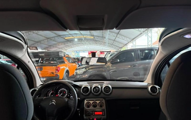 imagem-https://www.socarrao.com.br/sc-vehicle-images-prod/3437935/1789130476206-8411974_19_B_1da0ce4394.jpeg