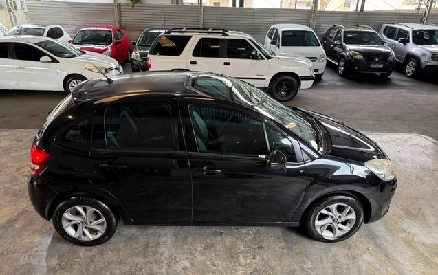 imagem-https://www.socarrao.com.br/sc-vehicle-images-prod/3437935/1789130476221-8411974_12_B_3d9cc83caa.jpeg