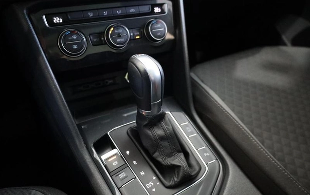 imagem-https://www.socarrao.com.br/sc-vehicle-images-prod/3437948/1789504557678-8377353_13_B_5f0c9ab838.jpeg
