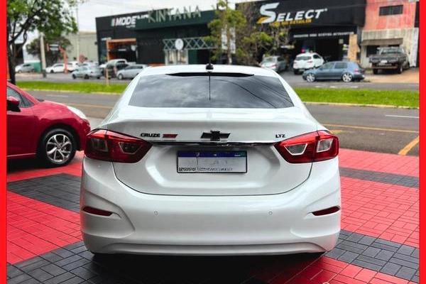 imagem-https://www.socarrao.com.br/sc-vehicle-images-prod/3438007/1787683227312-8305490_4_B_5cc6e53dfa.jpg