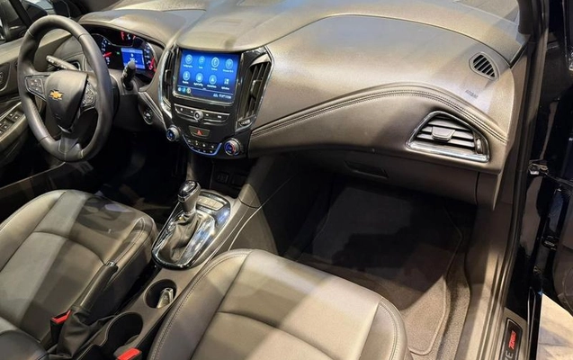 imagem-https://www.socarrao.com.br/sc-vehicle-images-prod/3438008/1788294716634-8413566_17_B_961adc7692.jpeg