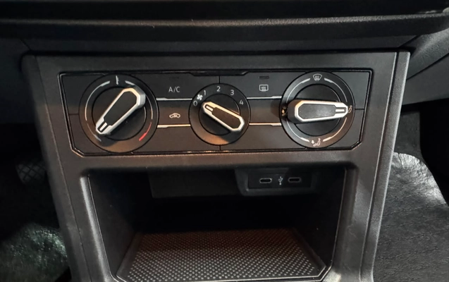 imagem-https://www.socarrao.com.br/sc-vehicle-images-prod/3438009/1787683285098-1ad236a3-1781-4dfa-93b8-59b5f76086ea.jpeg
