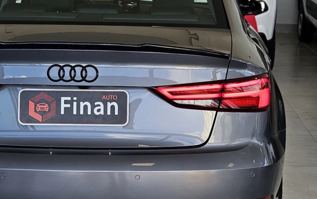 imagem-https://www.socarrao.com.br/sc-vehicle-images-prod/3438225/1787683833331-1c6IE0AYe1lRcWH59Zhz5wc6C92QKXeI.jpg
