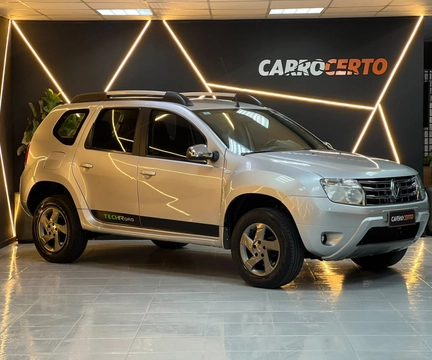 Renault Duster 2014 Prata — foto 1 de 3