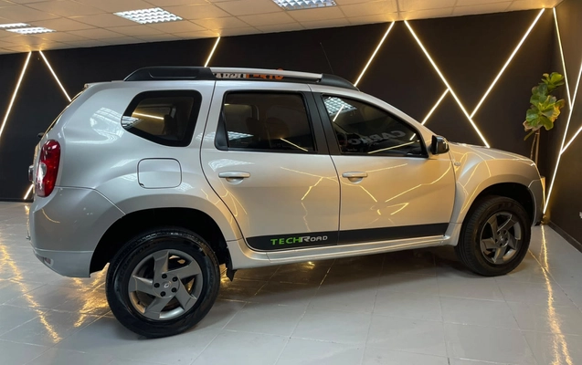imagem-https://www.socarrao.com.br/sc-vehicle-images-prod/3438226/1787683838928-ewPOH9f7J0PltiECrtldVEze7yApn3kg.jpg