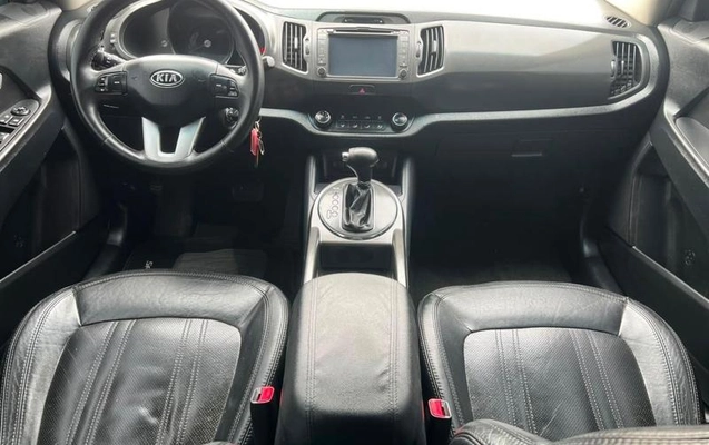 imagem-https://www.socarrao.com.br/sc-vehicle-images-prod/3438295/1787684009783-8400967_14_B_96789a188d.jpeg