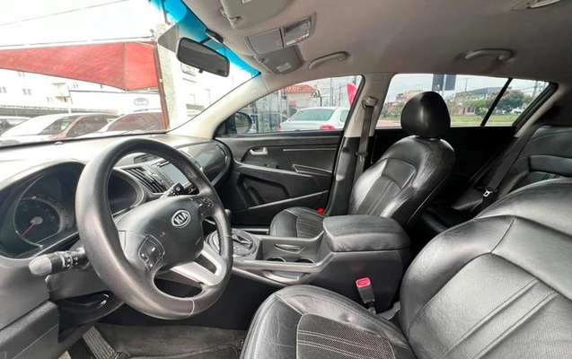 imagem-https://www.socarrao.com.br/sc-vehicle-images-prod/3438295/1787684009785-8400967_15_B_5c292b0ea3.jpeg