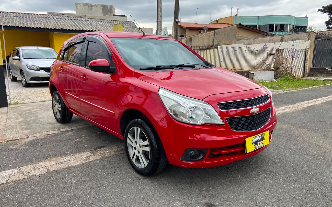 Chevrolet Agile 2013 Vermelho — foto 1 de 3