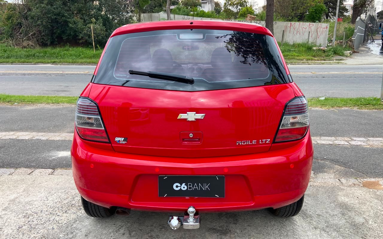 imagem-https://www.socarrao.com.br/sc-vehicle-images-prod/3438405/1787684337657-Ni5qcGVn.jpeg