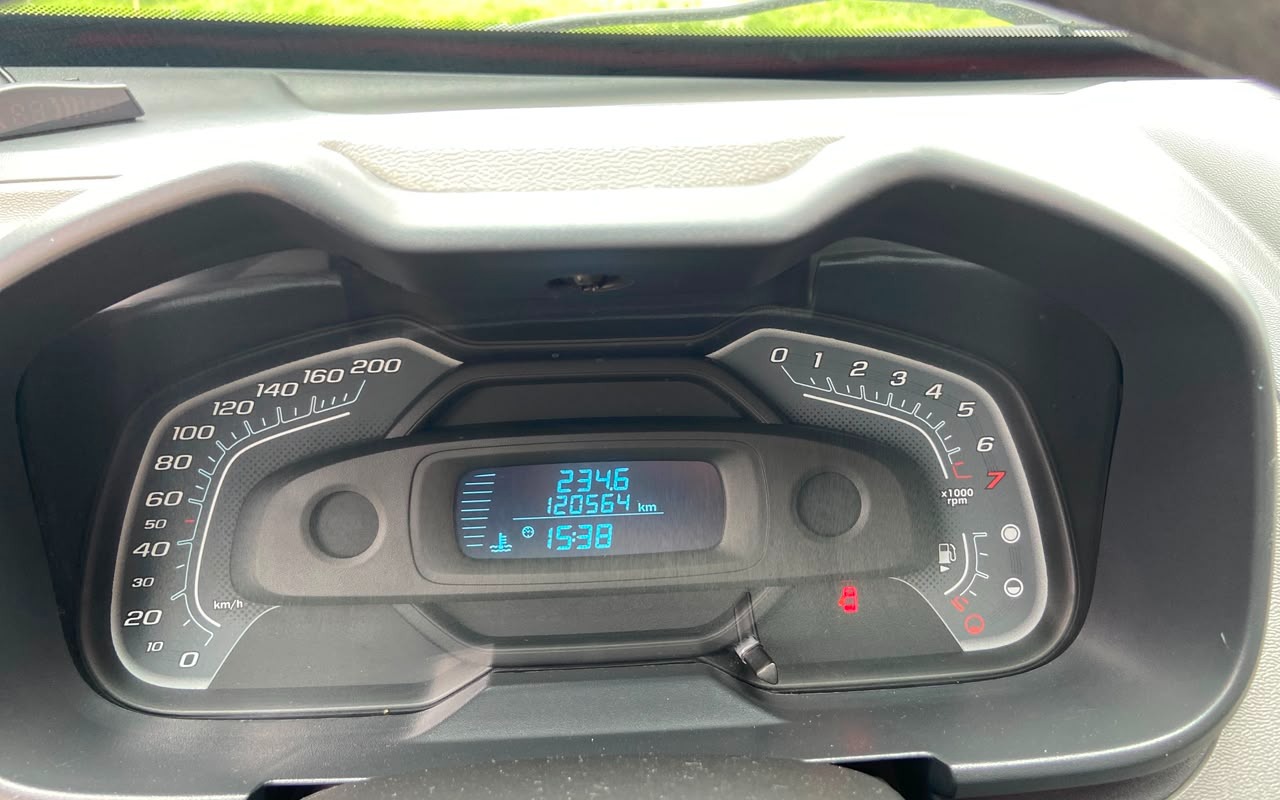 imagem-https://www.socarrao.com.br/sc-vehicle-images-prod/3438405/1787684338672-V2hhdHNBcHAgSW1hZ2UgMjAyNi0wOC0yNSBhdCAxNS41MS4xNSAoMikuanBlZw.jpeg
