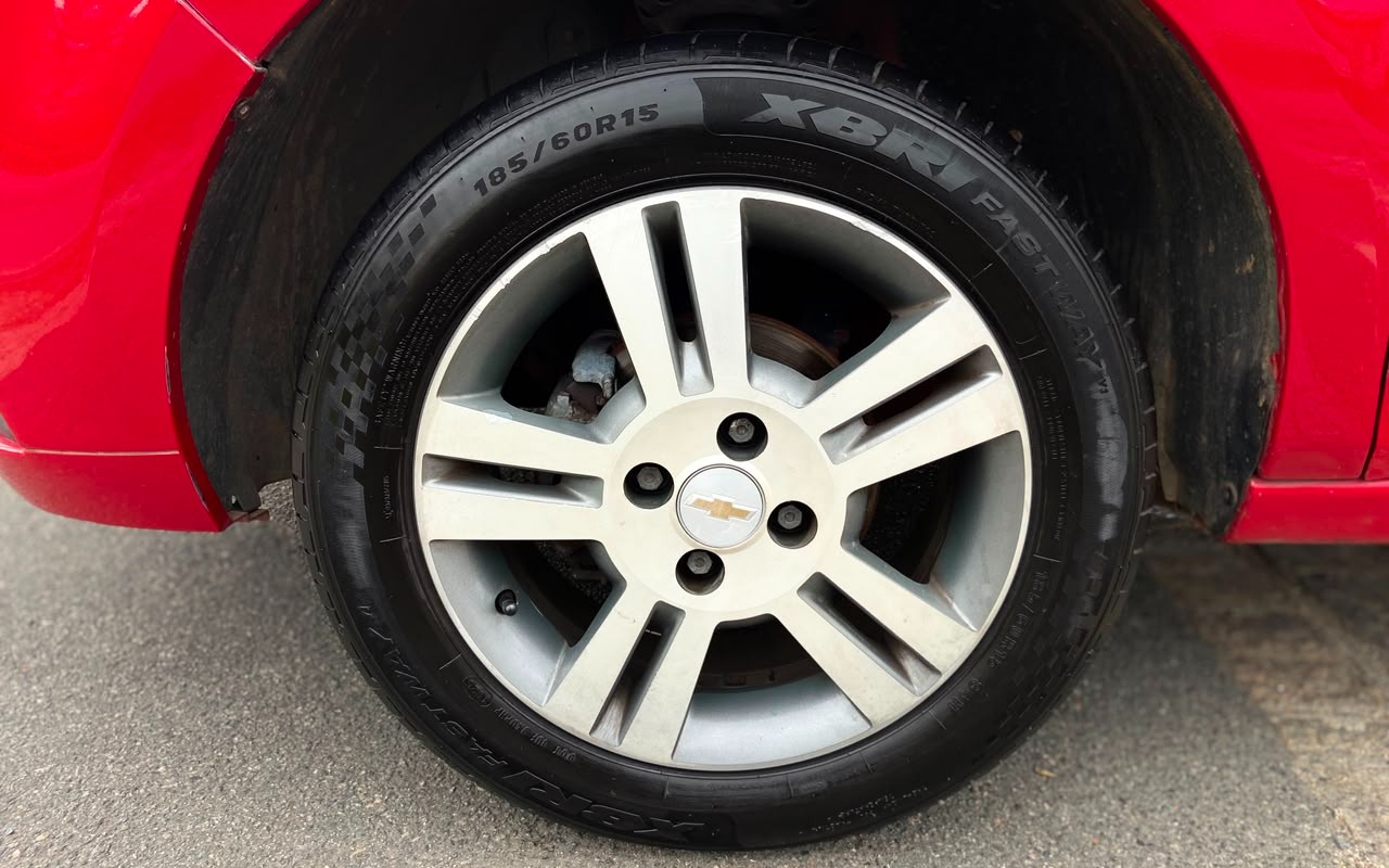 imagem-https://www.socarrao.com.br/sc-vehicle-images-prod/3438405/1787684338793-V2hhdHNBcHAgSW1hZ2UgMjAyNi0wOC0yNSBhdCAxNS41MS4xNyAoMSkuanBlZw.jpeg