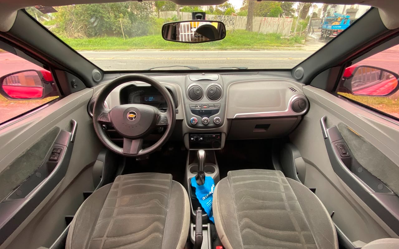 imagem-https://www.socarrao.com.br/sc-vehicle-images-prod/3438405/1787684339440-V2hhdHNBcHAgSW1hZ2UgMjAyNi0wOC0yNSBhdCAxNS41MS4yMSAoMSkuanBlZw.jpeg