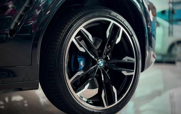 imagem-https://www.socarrao.com.br/sc-vehicle-images-prod/3438408/1787688708876-8411767_13_B_ed852ff794.jpeg