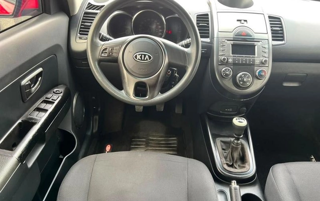 imagem-https://www.socarrao.com.br/sc-vehicle-images-prod/3438546/1789131172236-8361165_14_B_f24cfdde7b.jpeg