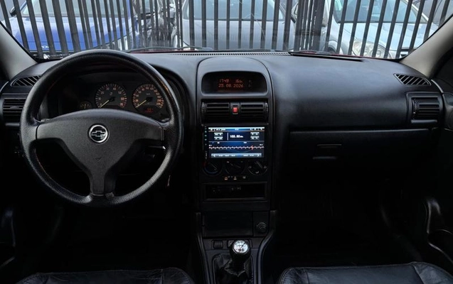 imagem-https://www.socarrao.com.br/sc-vehicle-images-prod/3438725/1787746987622-8385363_5_B_d2430bab23.jpeg