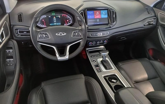 imagem-https://www.socarrao.com.br/sc-vehicle-images-prod/3438727/1787685165431-8415815_9_B_503f5df07f.jpeg