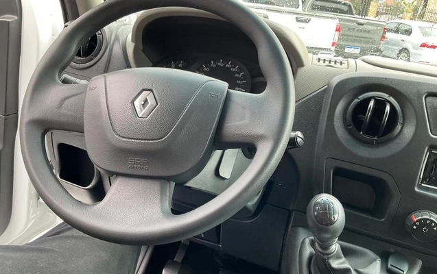 imagem-https://www.socarrao.com.br/sc-vehicle-images-prod/3438732/1791915959576-8415809_9_B_84573cbe15.jpeg