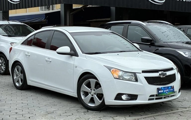 imagem-https://www.socarrao.com.br/sc-vehicle-images-prod/3438800/1787685594027-69406a8dea84d2411.jpeg