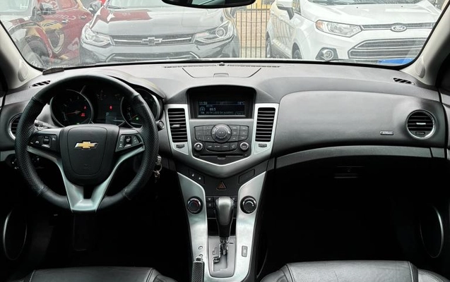 imagem-https://www.socarrao.com.br/sc-vehicle-images-prod/3438800/1787685594030-69406a8dea89f0c07.jpeg