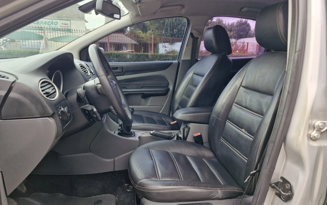 imagem-https://www.socarrao.com.br/sc-vehicle-images-prod/3438810/1789649687297-p8lKuryMpV9WfZV3fOFMUQnxsDnSJTcy.jpg