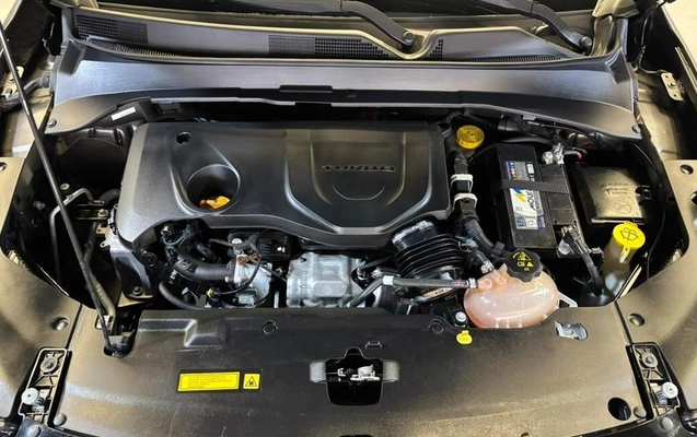 imagem-https://www.socarrao.com.br/sc-vehicle-images-prod/3438889/1789148450745-8415865_18_B_0fb8c919ee.jpeg