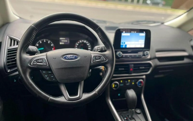 imagem-https://www.socarrao.com.br/sc-vehicle-images-prod/3439178/1789671611177-8416012_5_B_ae350a2fd3.jpeg