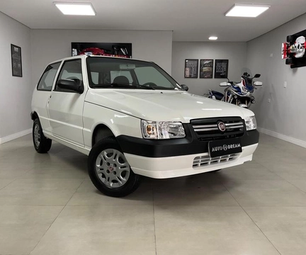 Fiat Uno 2010 Branco — foto 1 de 3