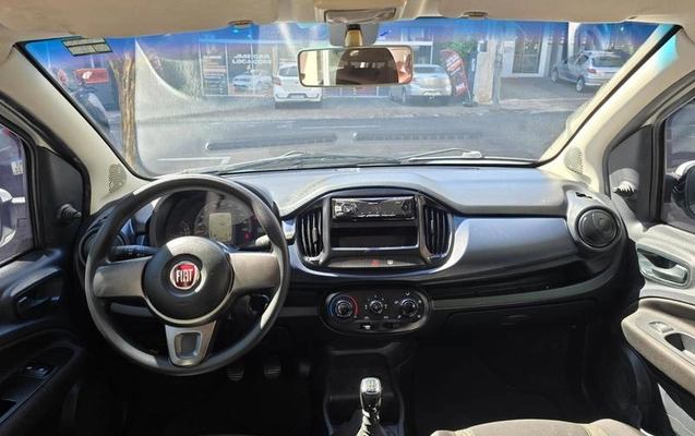 imagem-https://www.socarrao.com.br/sc-vehicle-images-prod/3439509/1787687819211-8416079_17_B_c39bca4619.jpeg