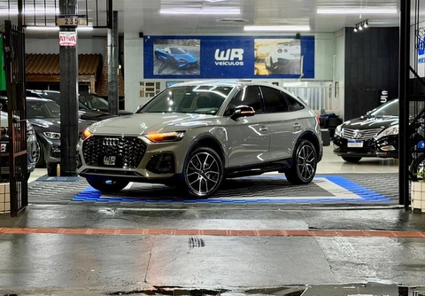 Audi Q5 2022 Cinza — foto 1 de 3