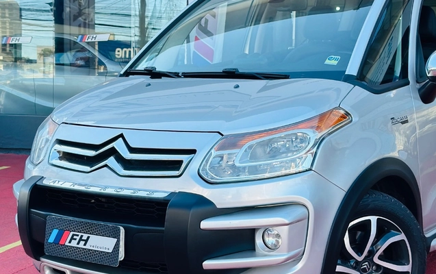 imagem-https://www.socarrao.com.br/sc-vehicle-images-prod/3439570/1787688004475-gb-29f0268.jpeg