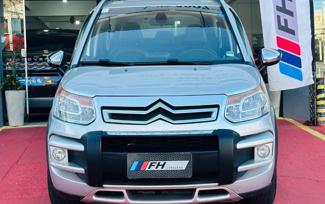 imagem-https://www.socarrao.com.br/sc-vehicle-images-prod/3439570/1787688004476-gb-5bd983a.jpeg