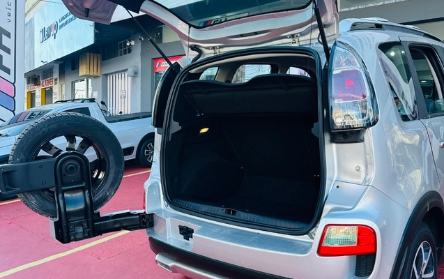 imagem-https://www.socarrao.com.br/sc-vehicle-images-prod/3439570/1787688004483-gb-5cd1a92.jpeg
