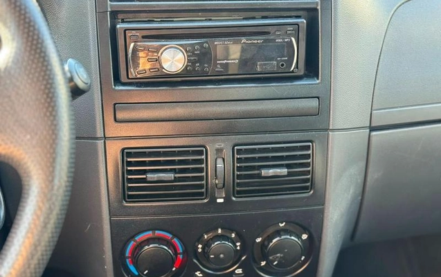 imagem-https://www.socarrao.com.br/sc-vehicle-images-prod/3439681/1789571082814-8416149_10_B_b8788db86b.jpeg