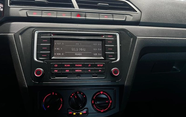 imagem-https://www.socarrao.com.br/sc-vehicle-images-prod/3439706/1789389832630-8416267_13_B_9160a20eb2.jpeg