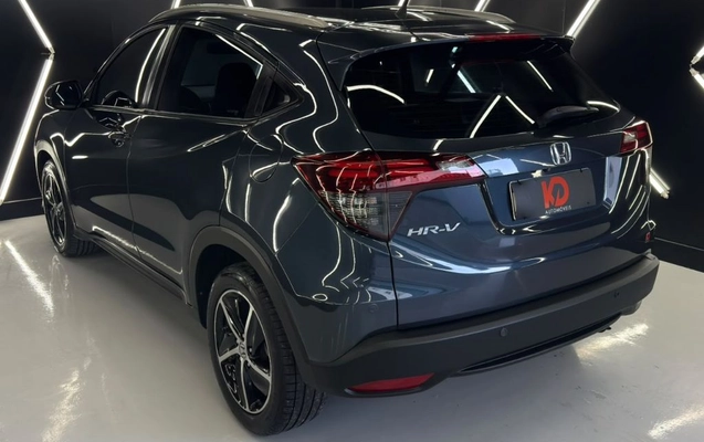 imagem-https://www.socarrao.com.br/sc-vehicle-images-prod/3439722/1789565867015-gb-535227f.jpeg