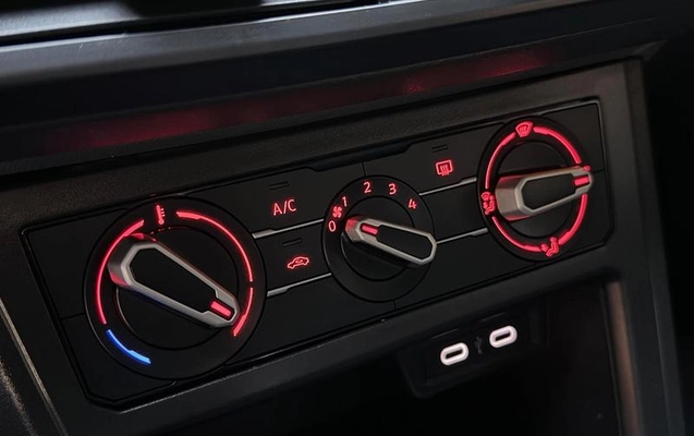imagem-https://www.socarrao.com.br/sc-vehicle-images-prod/3439749/1789046161611-7990273_3_B_4cdc0dfd81.jpeg